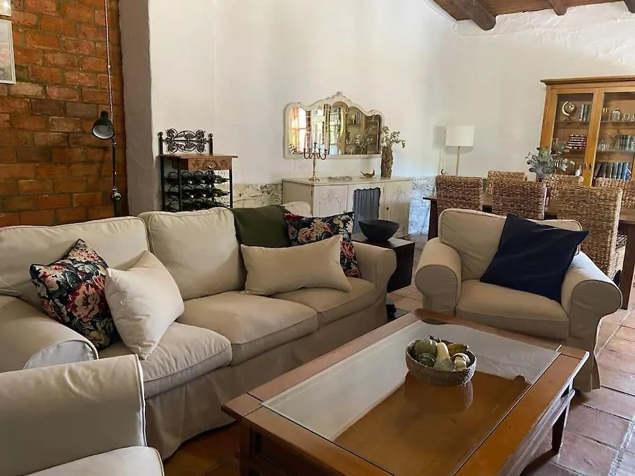 Casa Coronado Vivienda Rural Los Bravos