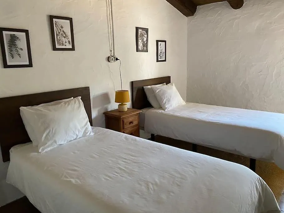 Casa Coronado Vivienda Rural Los Bravos 0*,
