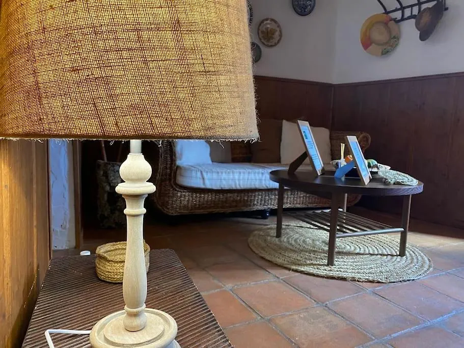 Casa Coronado Vivienda Rural Los Bravos 0*,